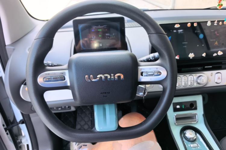 Used CHANGAN NEVO Lumin 2022 155 km – Refreshingly Sweet Edition Steering Wheel