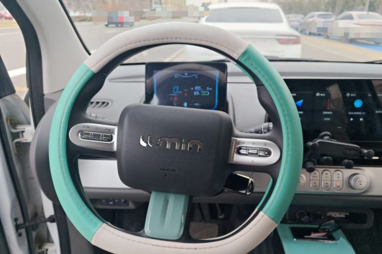 Used CHANGAN NEVO Lumin 2022 155 km – Refreshingly Sweet Edition Steering Wheel