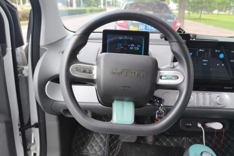 Used CHANGAN NEVO Lumin 2022 155 km – Refreshingly Sweet Edition Steering Wheel