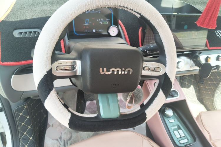 Used CHANGAN NEVO Lumin 2022 155 km – Refreshingly Sweet Edition Steering Wheel