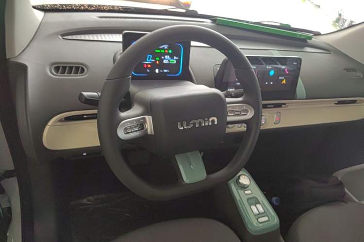 Used CHANGAN NEVO Lumin 2022 155 km – Refreshingly Sweet Edition Steering Wheel
