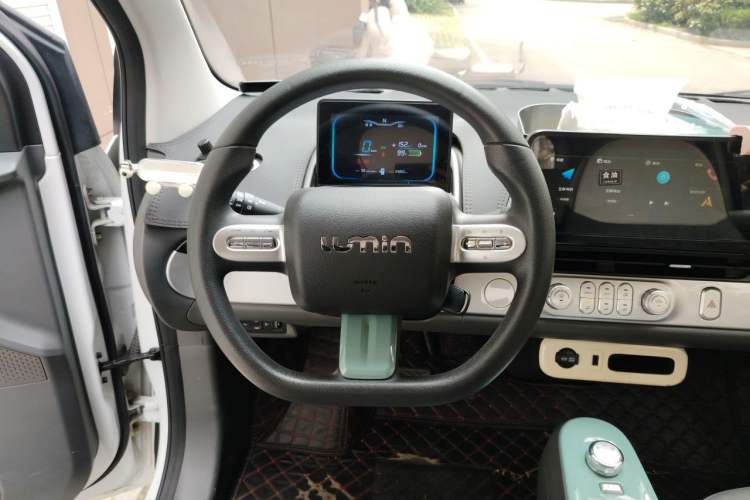Used CHANGAN NEVO Lumin 2022 155 km – Refreshingly Sweet Edition Steering Wheel