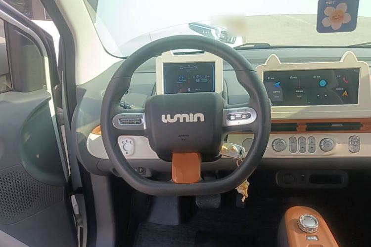 Used CHANGAN NEVO Lumin 2022 155 km – Refreshingly Sweet Edition Steering Wheel