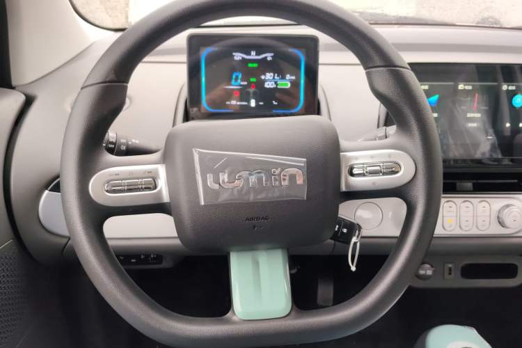 Used CHANGAN NEVO Lumin 2022 301km Honey-Sweet Version Steering Wheel