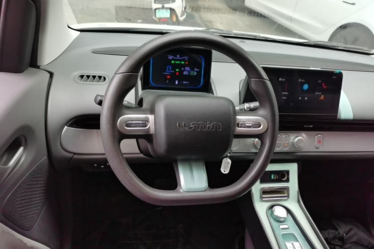 Used CHANGAN NEVO Lumin 2022 155 km – Refreshingly Sweet Edition Steering Wheel