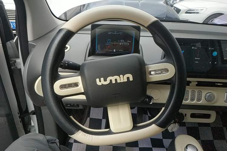 Used CHANGAN NEVO Lumin 2022 155 km – Refreshingly Sweet Edition Steering Wheel