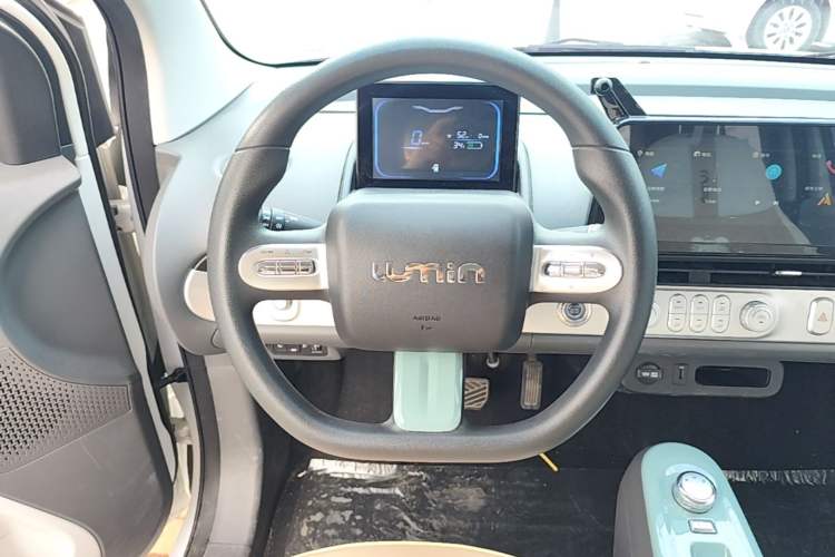 Used CHANGAN NEVO Lumin 2022 155 km – Refreshingly Sweet Edition Steering Wheel