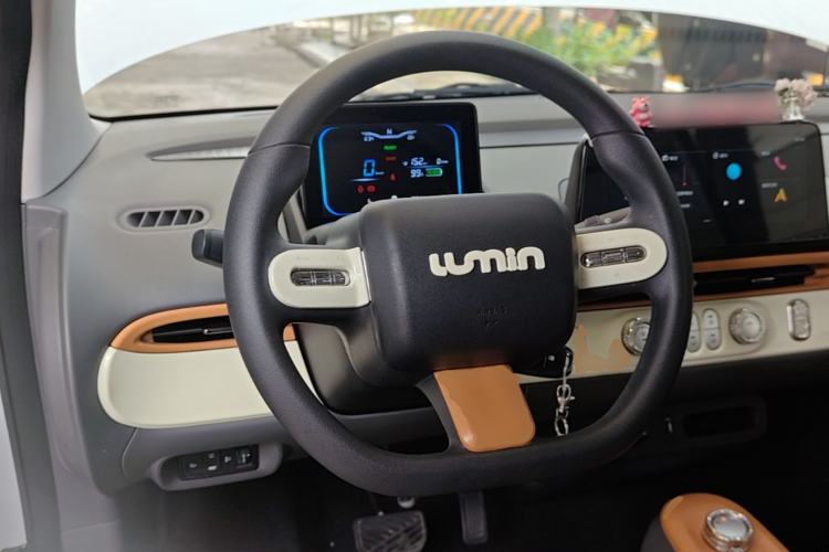 Used CHANGAN NEVO Lumin 2022 155 km – Refreshingly Sweet Edition Steering Wheel