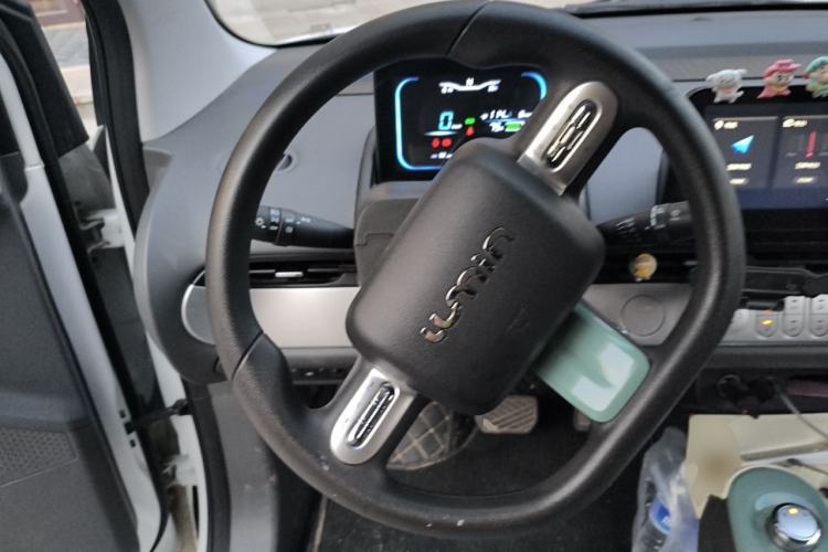 Used CHANGAN NEVO Lumin 2022 155 km – Refreshingly Sweet Edition Steering Wheel