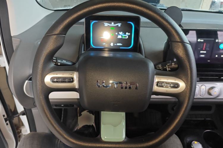 Used CHANGAN NEVO Lumin 2022 155 km – Refreshingly Sweet Edition Steering Wheel