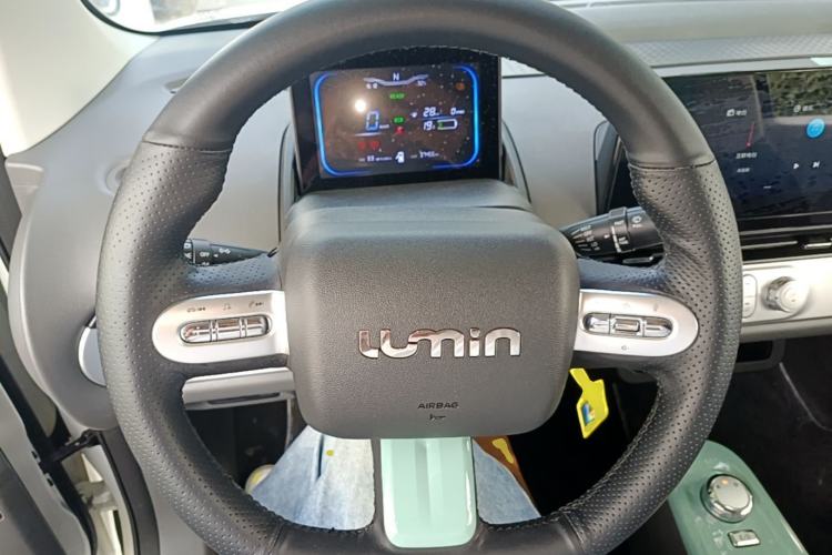 Used CHANGAN NEVO Lumin 2022 155 km – Refreshingly Sweet Edition Steering Wheel