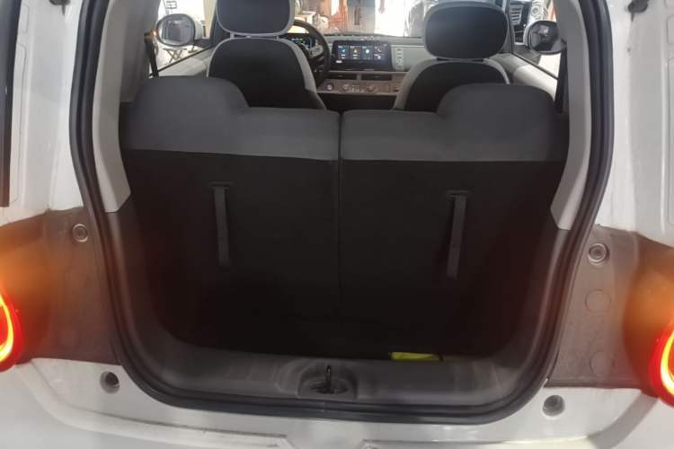 Used CHANGAN NEVO Lumin 2022 210km Sweet Edition Trunk