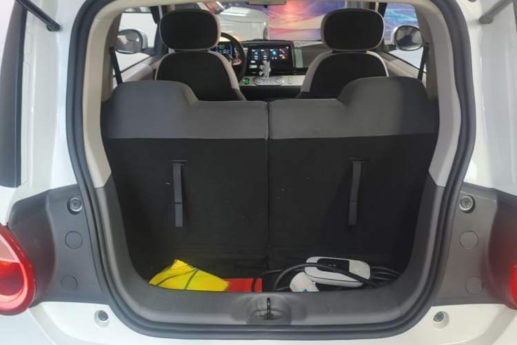 Used CHANGAN NEVO Lumin 2022 155 km – Refreshingly Sweet Edition Trunk