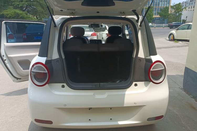 Used CHANGAN NEVO Lumin 2022 155 km – Refreshingly Sweet Edition Trunk