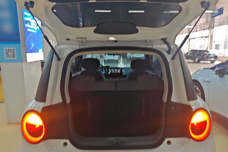 Used CHANGAN NEVO Lumin 2022 210km Sweet Edition Trunk