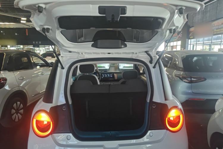 Used CHANGAN NEVO Lumin 2022 210km Sweet Edition Trunk
