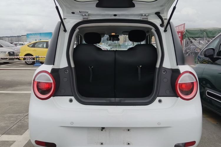 Used CHANGAN NEVO Lumin 2022 210km Sweet Edition Trunk