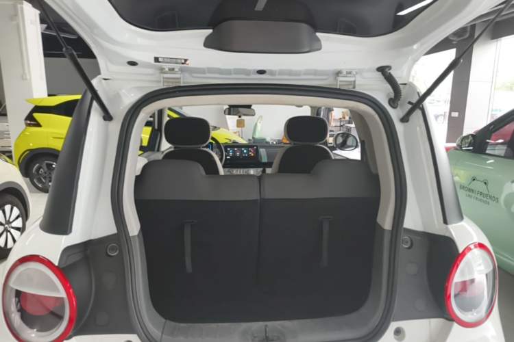Used CHANGAN NEVO Lumin 2022 155 km – Refreshingly Sweet Edition Trunk