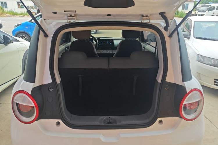 Used CHANGAN NEVO Lumin 2022 210km Sweet Edition Trunk