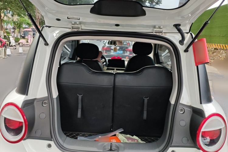 Used CHANGAN NEVO Lumin 2022 210km Sweet Edition Trunk