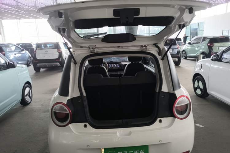 Used CHANGAN NEVO Lumin 2022 210km Sweet Edition Trunk