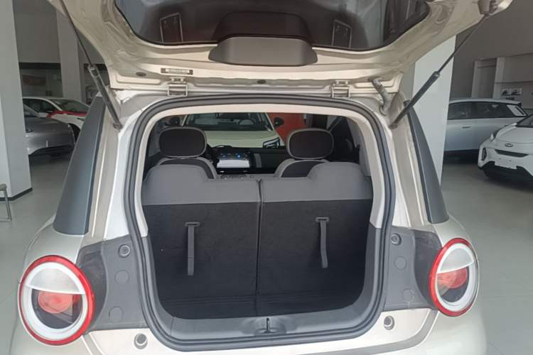 Used CHANGAN NEVO Lumin 2022 155 km – Refreshingly Sweet Edition Trunk