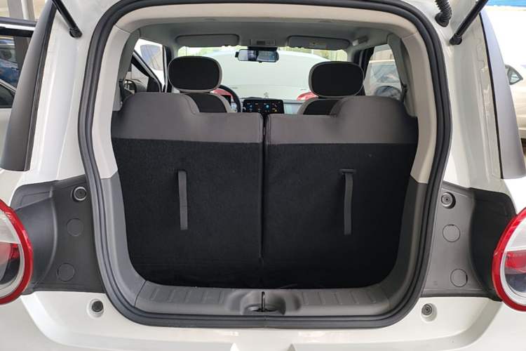 Used CHANGAN NEVO Lumin 2022 155 km – Refreshingly Sweet Edition Trunk