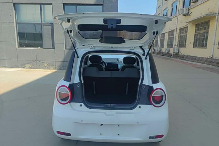 Used CHANGAN NEVO Lumin 2022 210km Sweet Edition Trunk