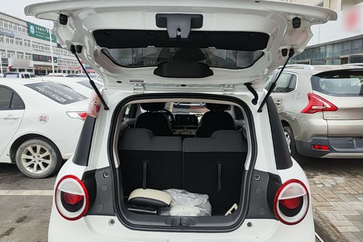Used CHANGAN NEVO Lumin 2022 210km Sweet Edition Trunk