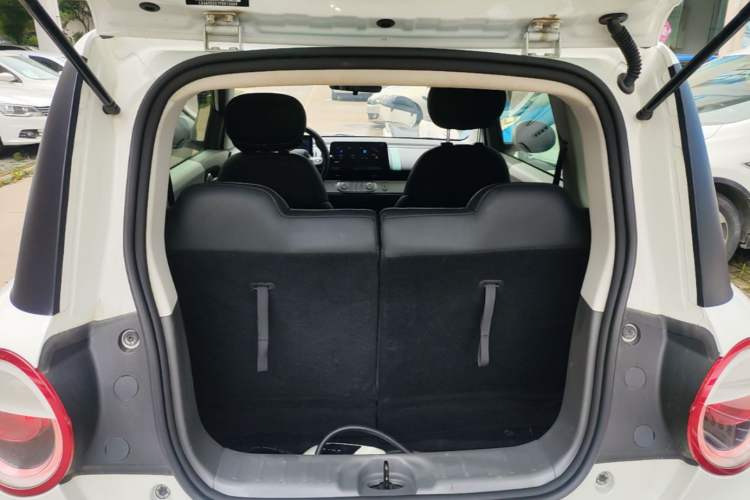 Used CHANGAN NEVO Lumin 2022 210km Sweet Edition Trunk