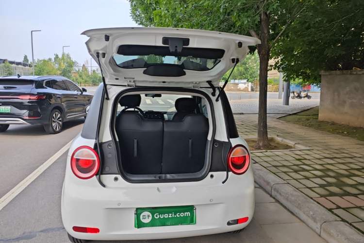 Used CHANGAN NEVO Lumin 2022 301km Honey-Sweet Version Trunk
