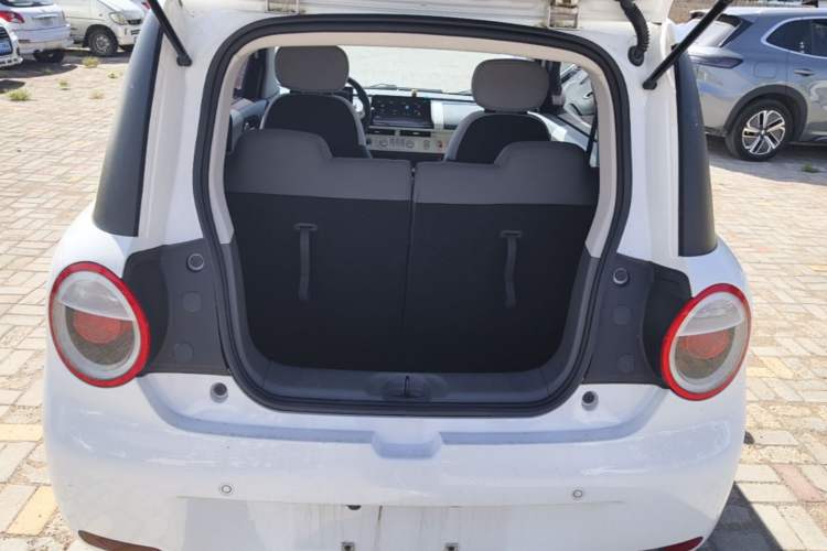 Used CHANGAN NEVO Lumin 2022 210km Sweet Edition Trunk