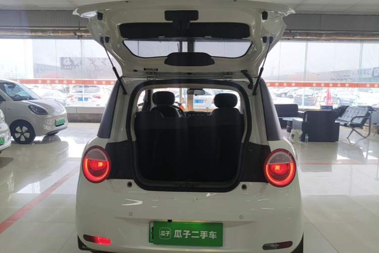 Used CHANGAN NEVO Lumin 2022 210km Sweet Edition Trunk