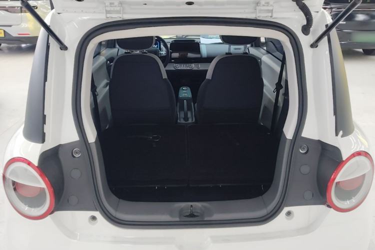 Used CHANGAN NEVO Lumin 2022 210km Sweet Edition Trunk