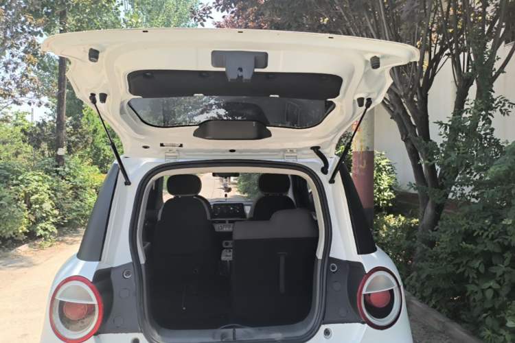 Used CHANGAN NEVO Lumin 2022 210km Sweet Edition Trunk