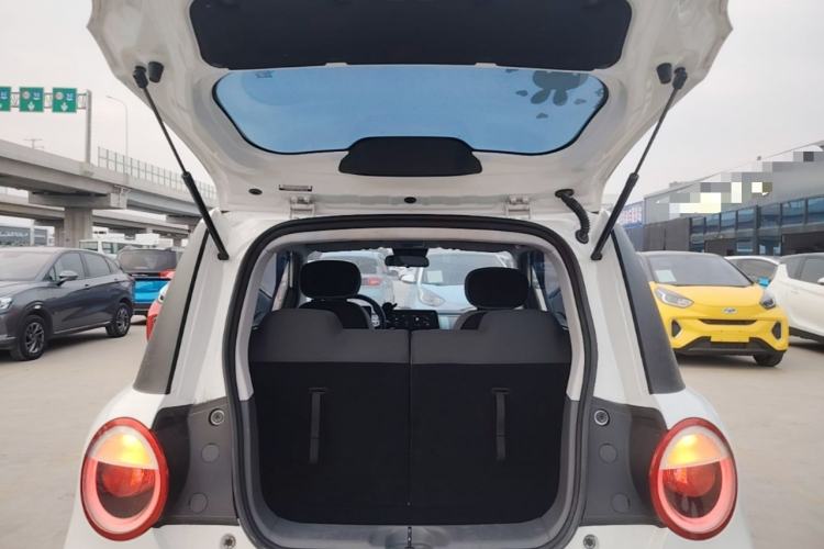 Used CHANGAN NEVO Lumin 2022 155 km – Refreshingly Sweet Edition Trunk