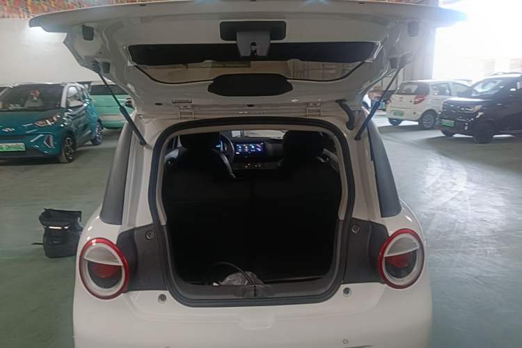 Used CHANGAN NEVO Lumin 2022 210km Sweet Edition Trunk
