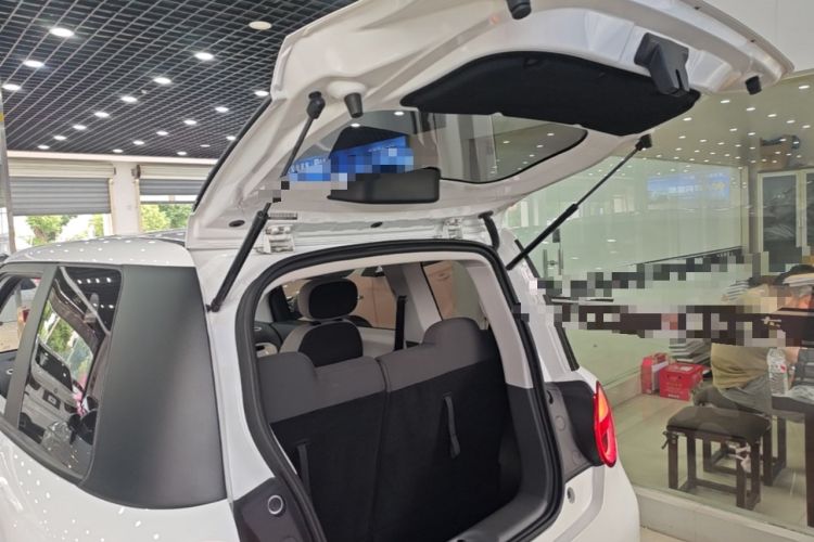 Used CHANGAN NEVO Lumin 2022 210km Sweet Edition Trunk