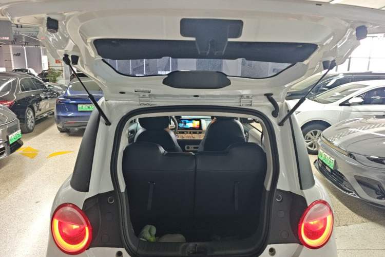 Used CHANGAN NEVO Lumin 2022 210km Sweet Edition Trunk