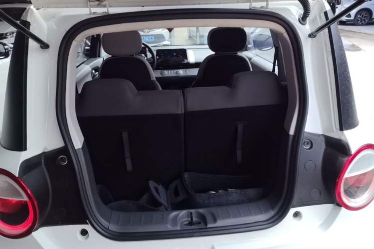Used CHANGAN NEVO Lumin 2022 210km Sweet Edition Trunk