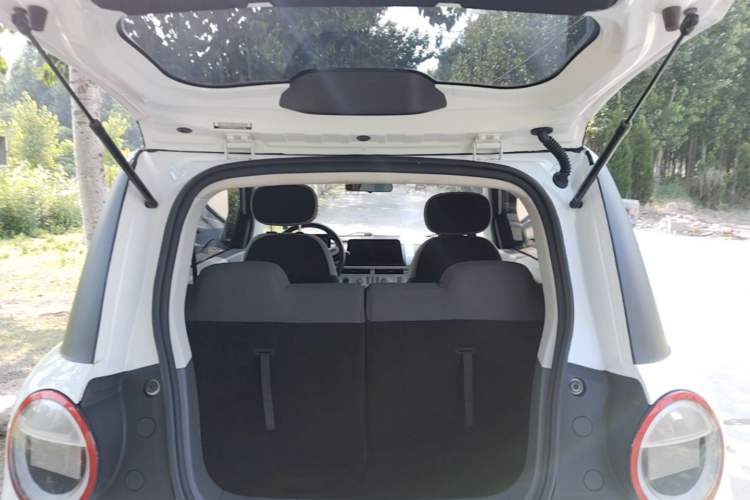 Used CHANGAN NEVO Lumin 2022 210km Sweet Edition Trunk