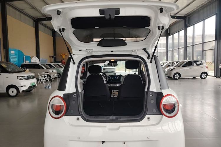 Used CHANGAN NEVO Lumin 2022 210km Sweet Edition Trunk