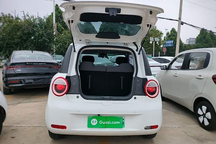 Used CHANGAN NEVO Lumin 2022 210km Sweet Edition Trunk