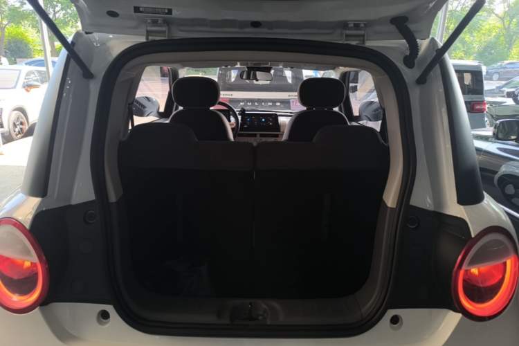 Used CHANGAN NEVO Lumin 2022 155 km – Refreshingly Sweet Edition Trunk
