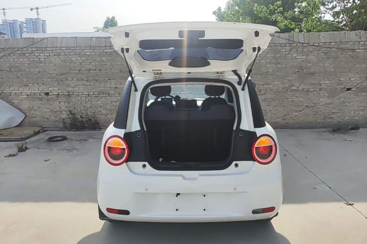 Used CHANGAN NEVO Lumin 2022 210km Sweet Edition Trunk