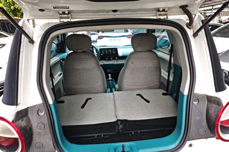 Used CHANGAN NEVO Lumin 2022 210km Sweet Edition Trunk
