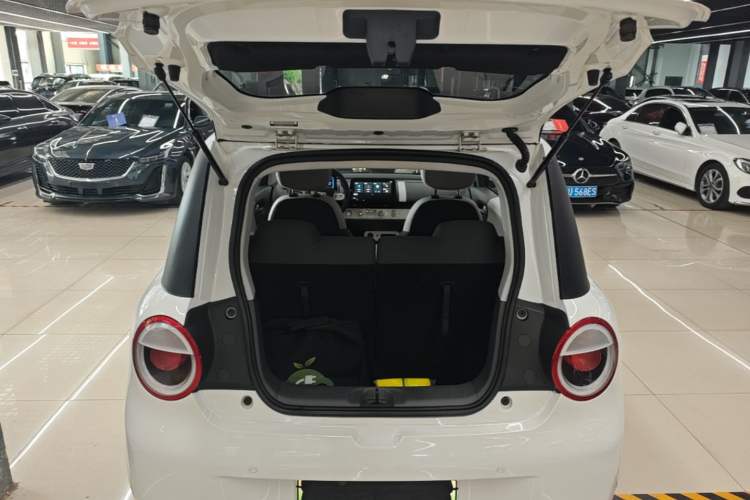 Used CHANGAN NEVO Lumin 2022 210km Sweet Edition Trunk