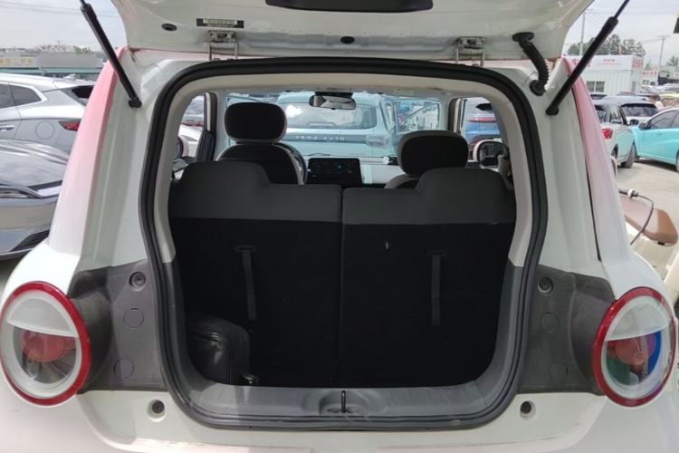 Used CHANGAN NEVO Lumin 2022 210km Sweet Edition Trunk