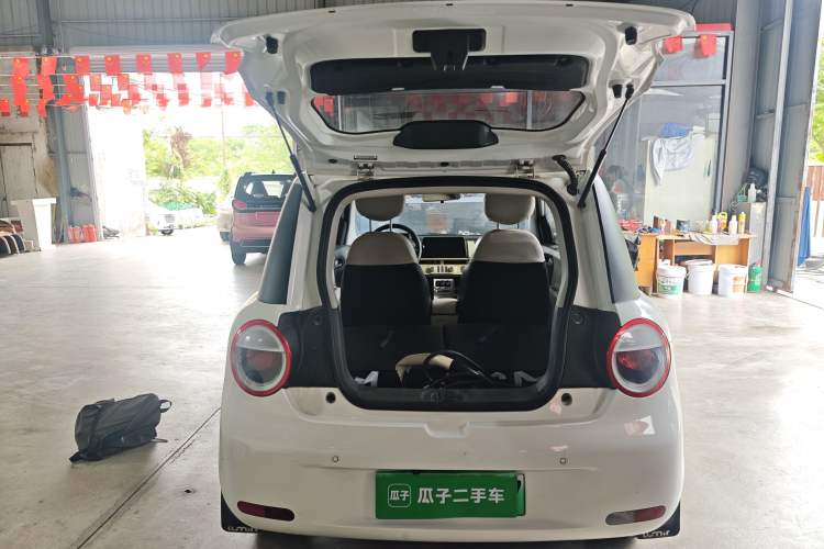 Used CHANGAN NEVO Lumin 2022 210km Sweet Edition Trunk