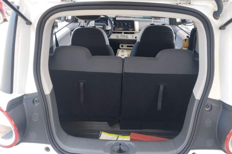 Used CHANGAN NEVO Lumin 2022 210km Sweet Edition Trunk